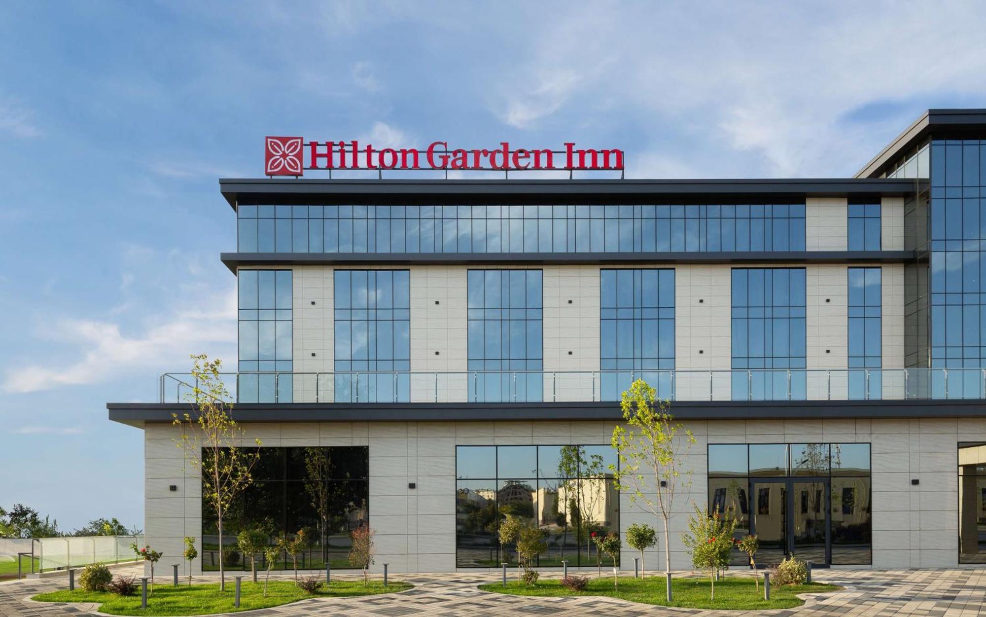Hilton Garden Inn 撒马尔罕 外观 照片